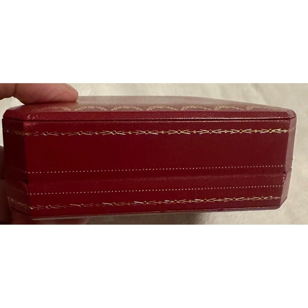 Cartier Red Jewelry Presentation Red Box Gold Garland Trim Octagon Black Lining